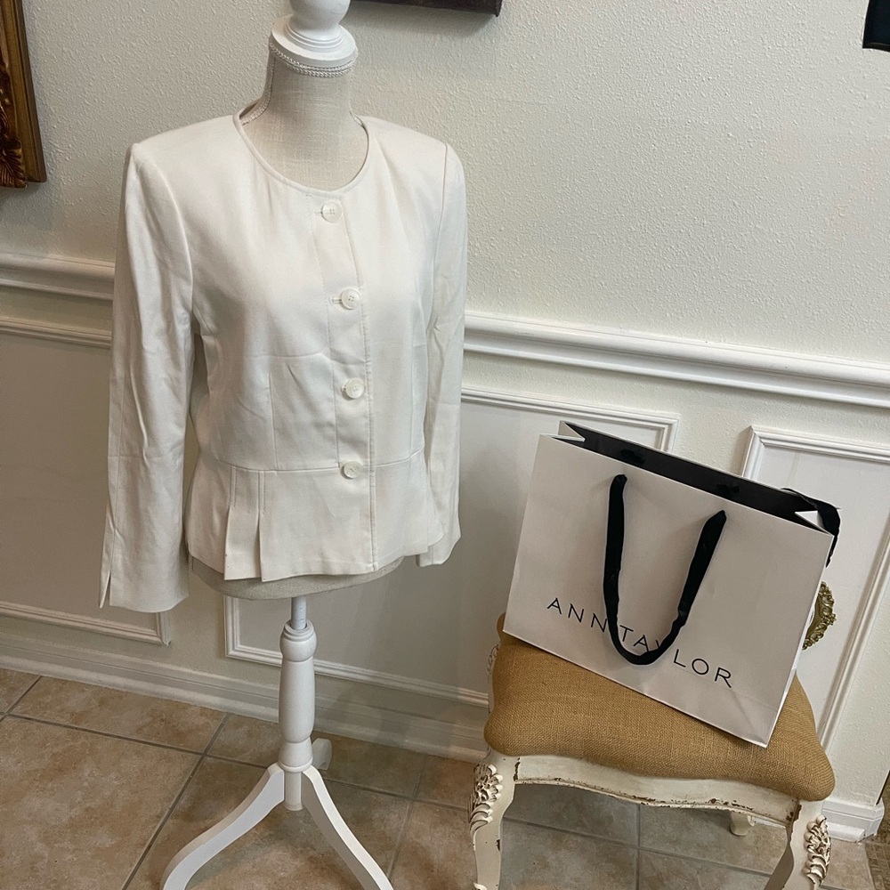 Ann Taylor White Crewneck Button Front Peplum Blazer